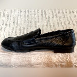 Chanel loafer
